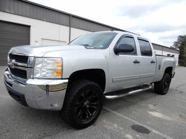 Chevrolet Silverado 2010 $15950.00 incacar.com
