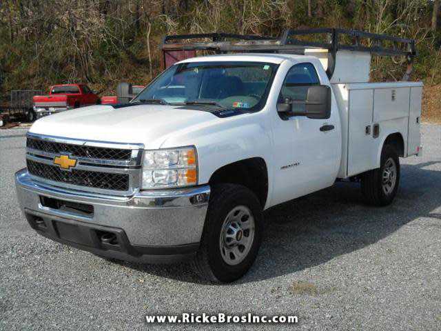 Chevrolet Silverado 2011 $8900.00 incacar.com