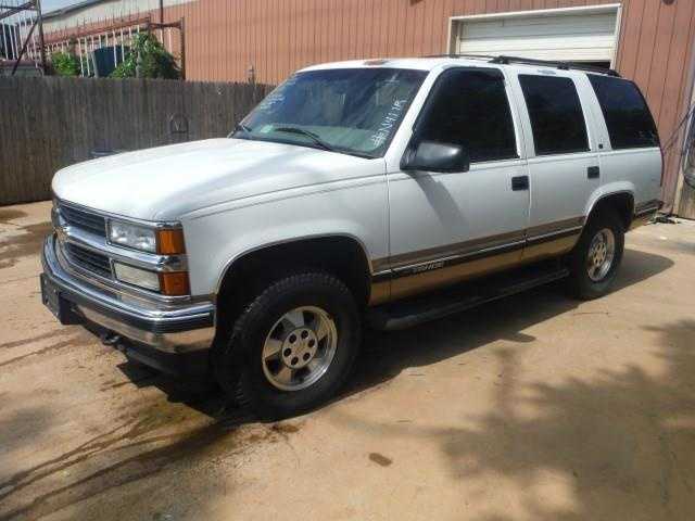 Chevrolet Tahoe 1999 $1950.00 incacar.com