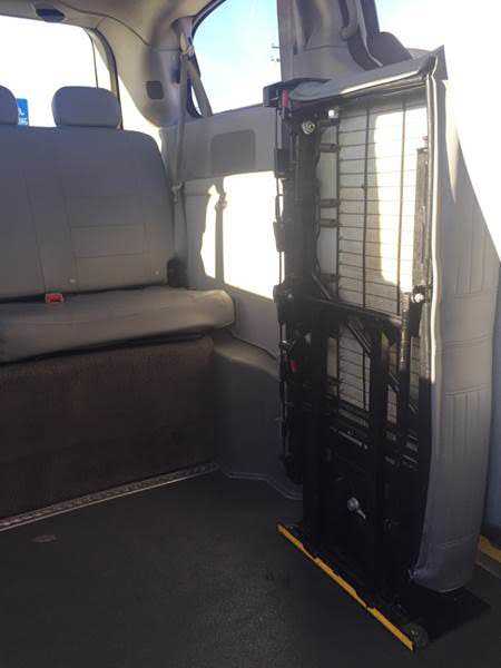Dodge Caravan 2013 $8777.00 incacar.com