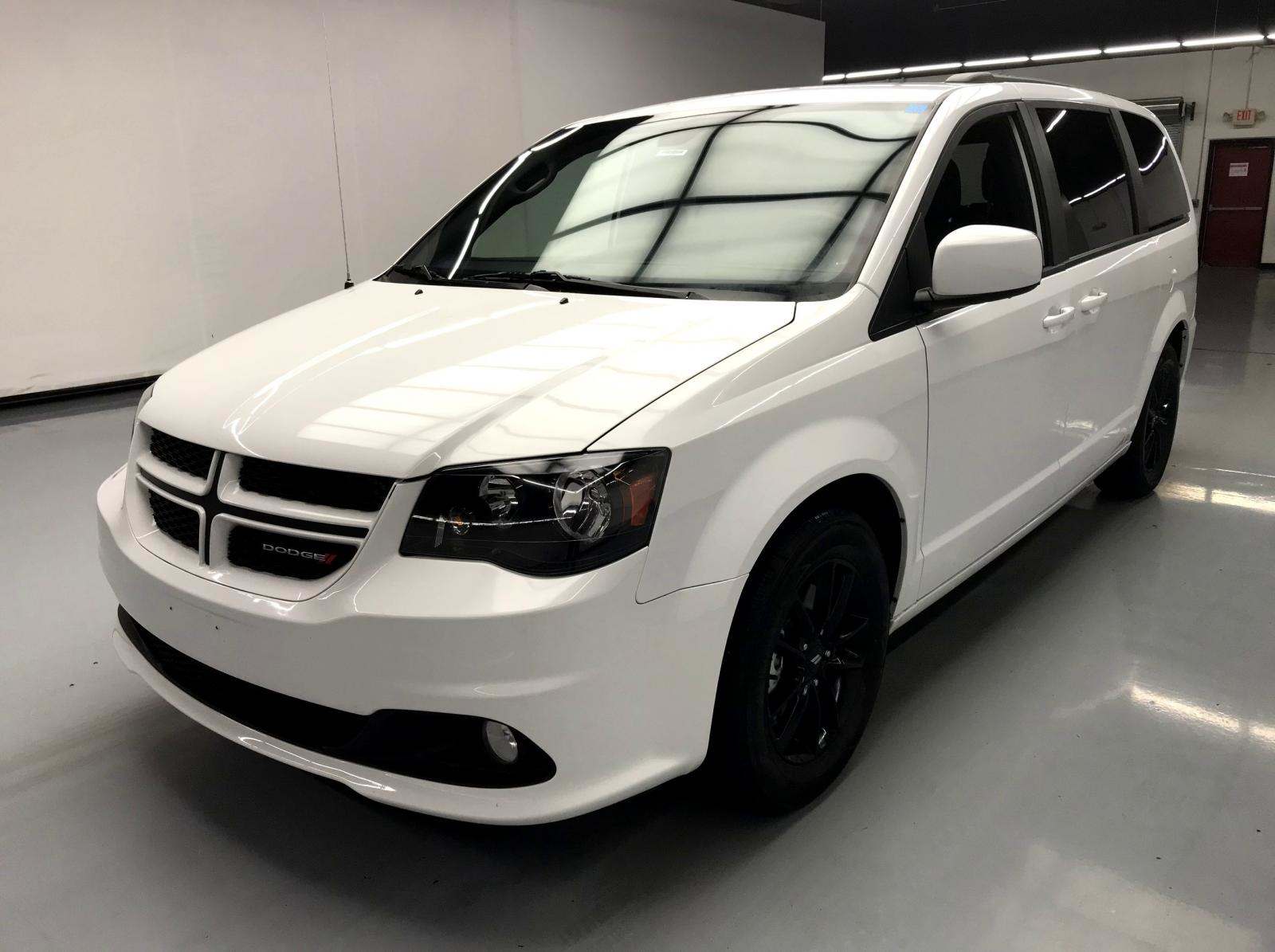 used Dodge Caravan 2019 vin: 2C4RDGEG5KR696194