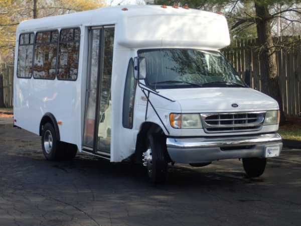 2010 FORD ECONOLINE E-350