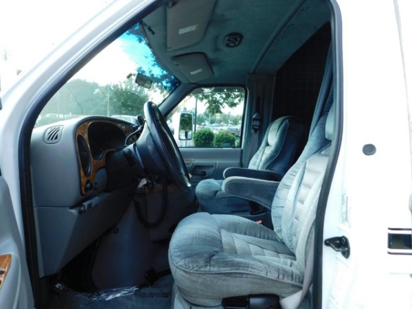 1998 Ford Econoline E-350