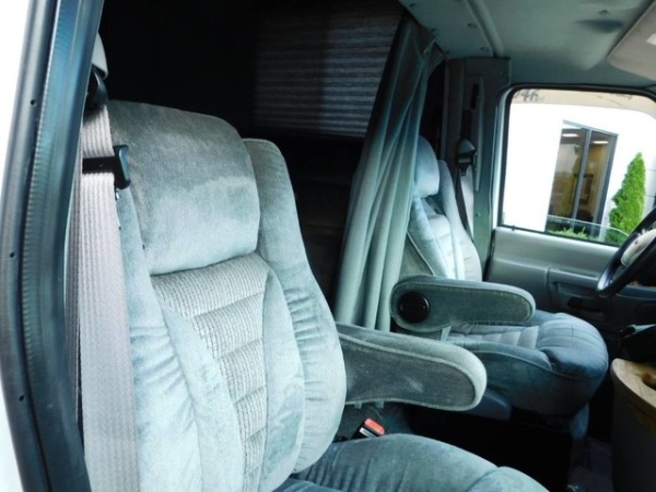 1998 Ford Econoline E-350
