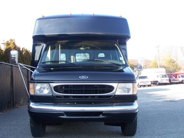 1999 Ford Econoline E-350