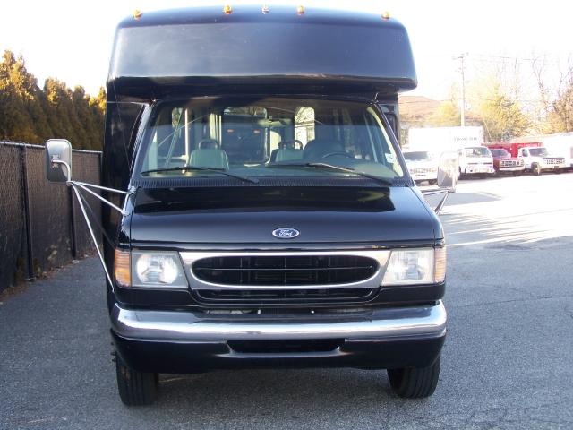 1999 Ford Econoline E-350
