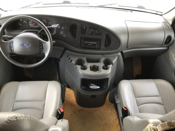 2003 Ford Econoline E-450
