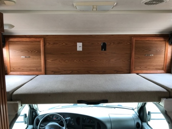 2003 Ford Econoline E-450