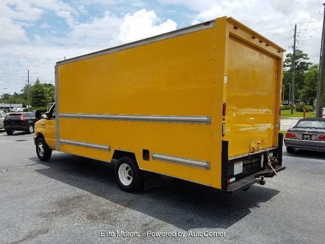 2010 Ford Econoline E-350