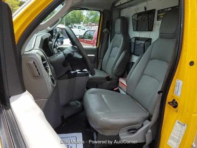 2010 Ford Econoline E-350