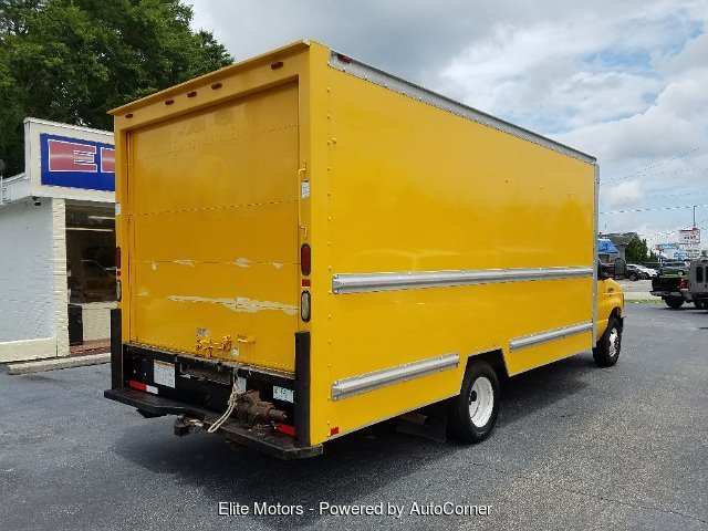 2010 Ford Econoline E-350