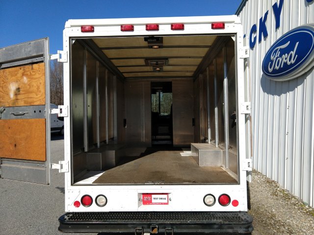 2011 Ford Econoline E-350