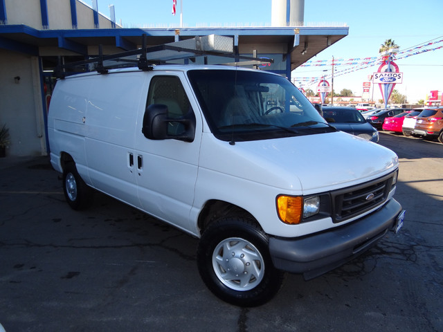 Ford Econoline 2011 $9450.00 incacar.com