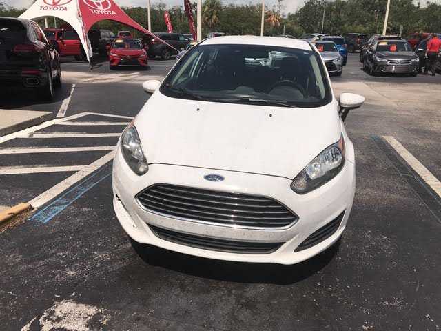 Ford Fiesta 2015 $6492.00 incacar.com