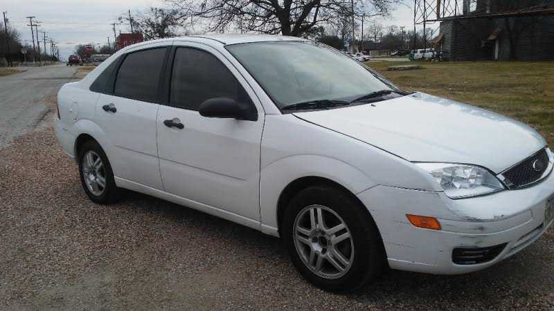 Ford Focus 2006 $2495.00 incacar.com