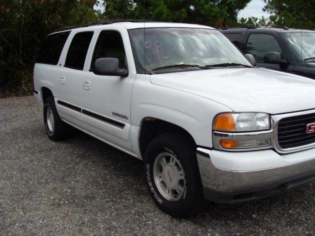 GMC Yukon XL 2000 $3900.00 incacar.com