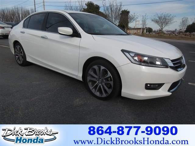 Honda Accord 2015 $13995.00 incacar.com