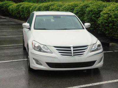 Hyundai Genesis 2013 $12890.00 incacar.com