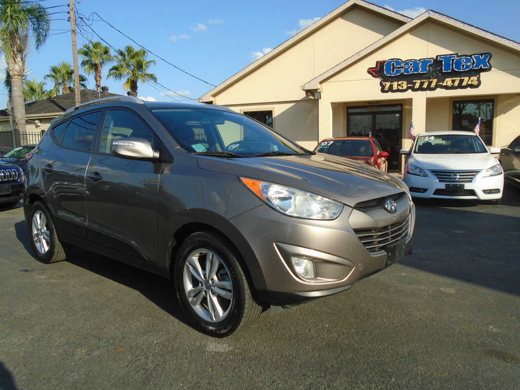Hyundai Tucson 2013 $9887.00 incacar.com