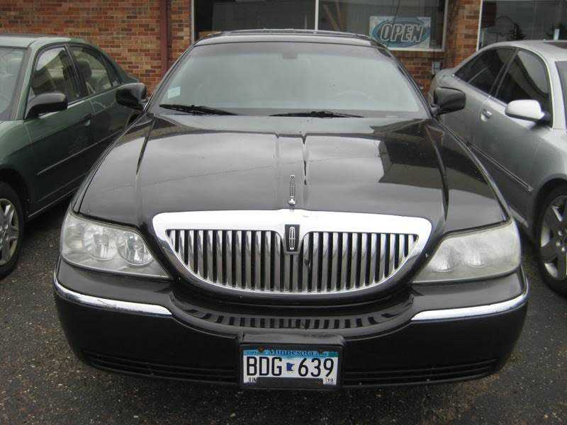 Lincoln Town Car 2004 $995.00 incacar.com