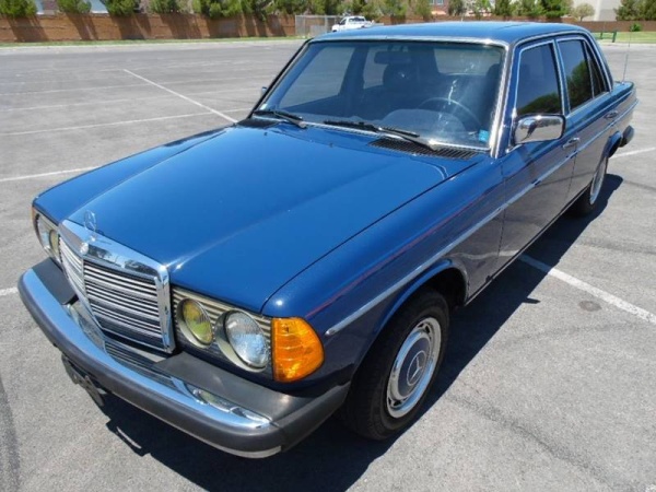 used Mercedes-Benz 240 1983 vin: WDBAB23A6DB414990