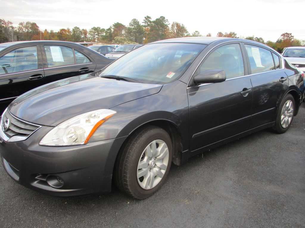 Nissan Altima 2010 $10995.00 incacar.com