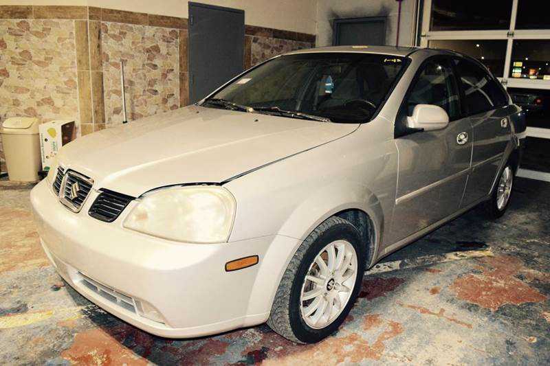 Suzuki Forenza 2004 $1400.00 incacar.com