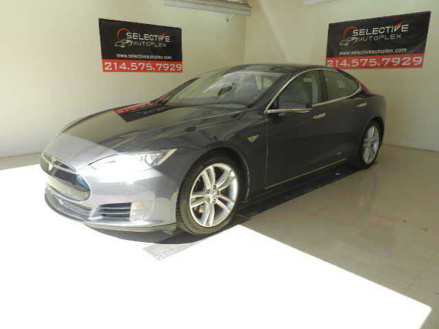 Tesla Model S 2015 $44900.00 incacar.com