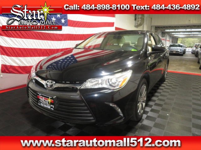 Toyota Camry 2016 $17995.00 incacar.com