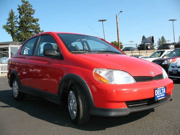 Toyota Echo 2000 $3995.00 incacar.com