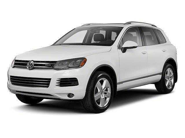 Volkswagen Touareg 2012 $5250.00 incacar.com