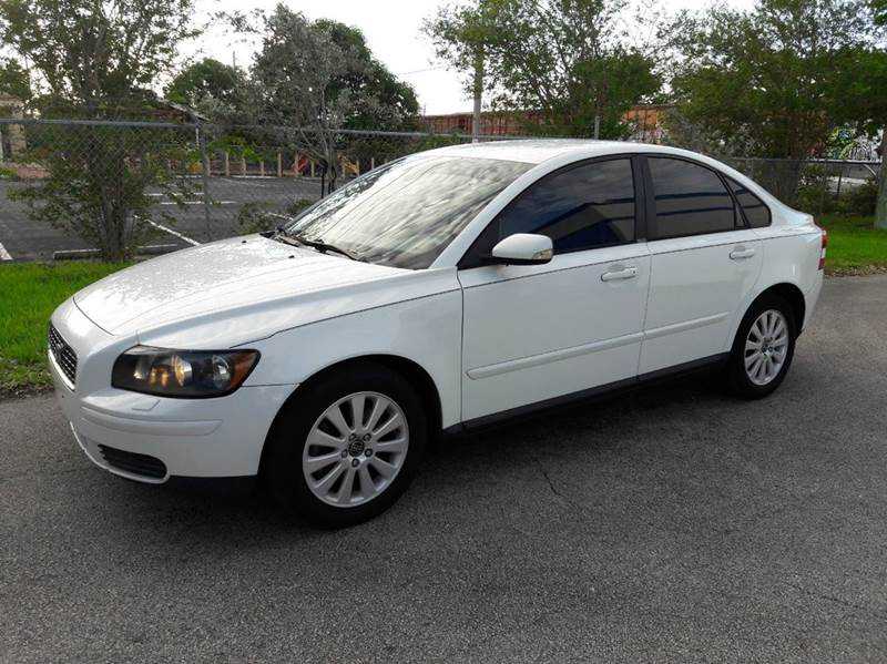 Volvo S40 2005 $3395.00 incacar.com