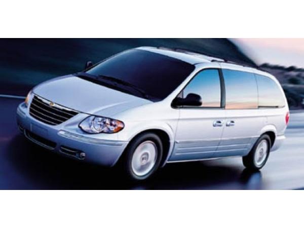 Chrysler Town & Country 2005 $3995.00 incacar.com