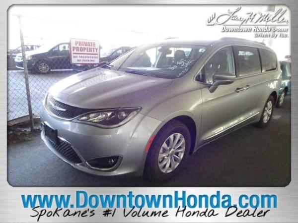 Chrysler Pacifica 2017 $26995.00 incacar.com