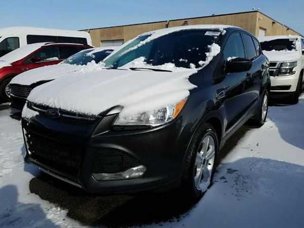 Ford Escape 2015 $8699.00 incacar.com